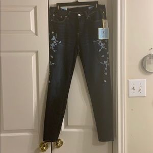 Embroidered skinny jeans